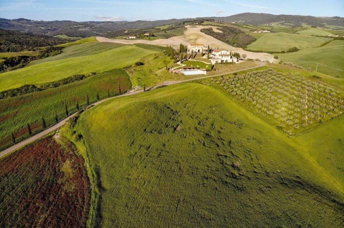 Agrihotel Il Palagetto Volterra Bagian luar foto